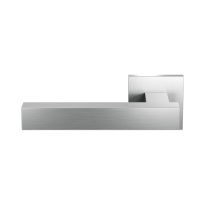 GPF1307.09-02L Toro+ door handle on rose pointing left 50x50x8mm
