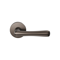 GPF1312.A1-05 Pake Dark blend door handle on rose 50x6mm