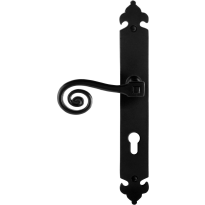 GPF6200.60L Kera door handle on long plate pointing left 291x41x4mm