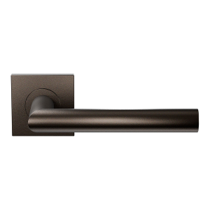GPF115ER door handle on rose pointing right