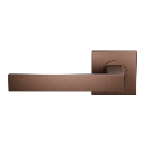 GPF138EL door handle on rose pointing left