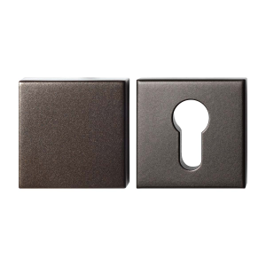GPF9388.A1 Dark blend square security rose set