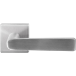 GPF1325.09-02 Kume door handle on rose 50x50x8mm