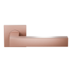 GPF132E door handle on rose