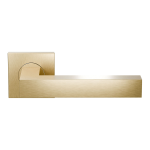 GPF132E door handle on rose
