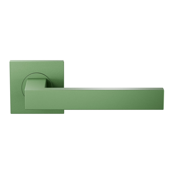 GPF138E door handle on rose