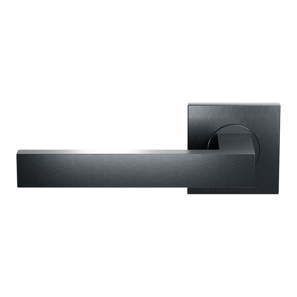 GPF138EL door handle on rose pointing left